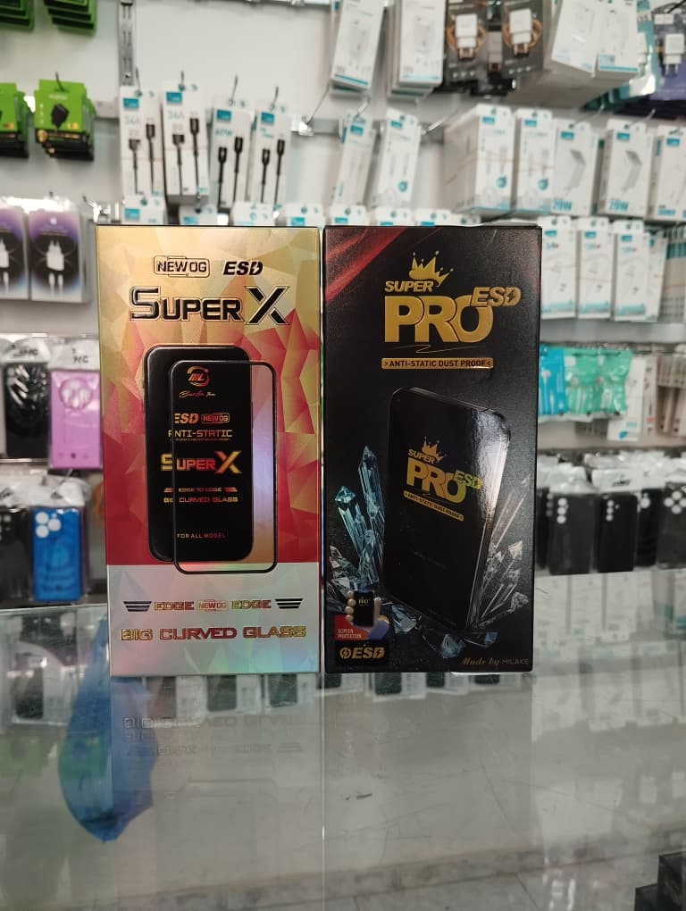 Exemples de boîtes de verres de protection ESD Super X et Pro